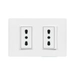 Toma doble 2P+T bipaso con alveolos protegidos 10/16A Bticino Luzica ref. PU1280